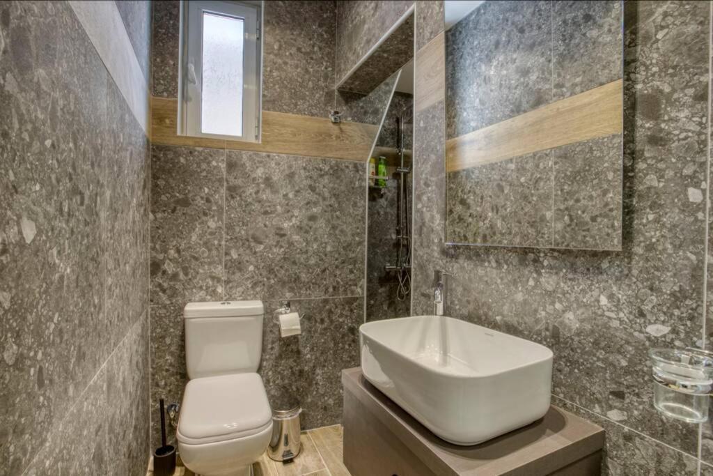 Plaka Filotheis House A Apartman Athén Kültér fotó